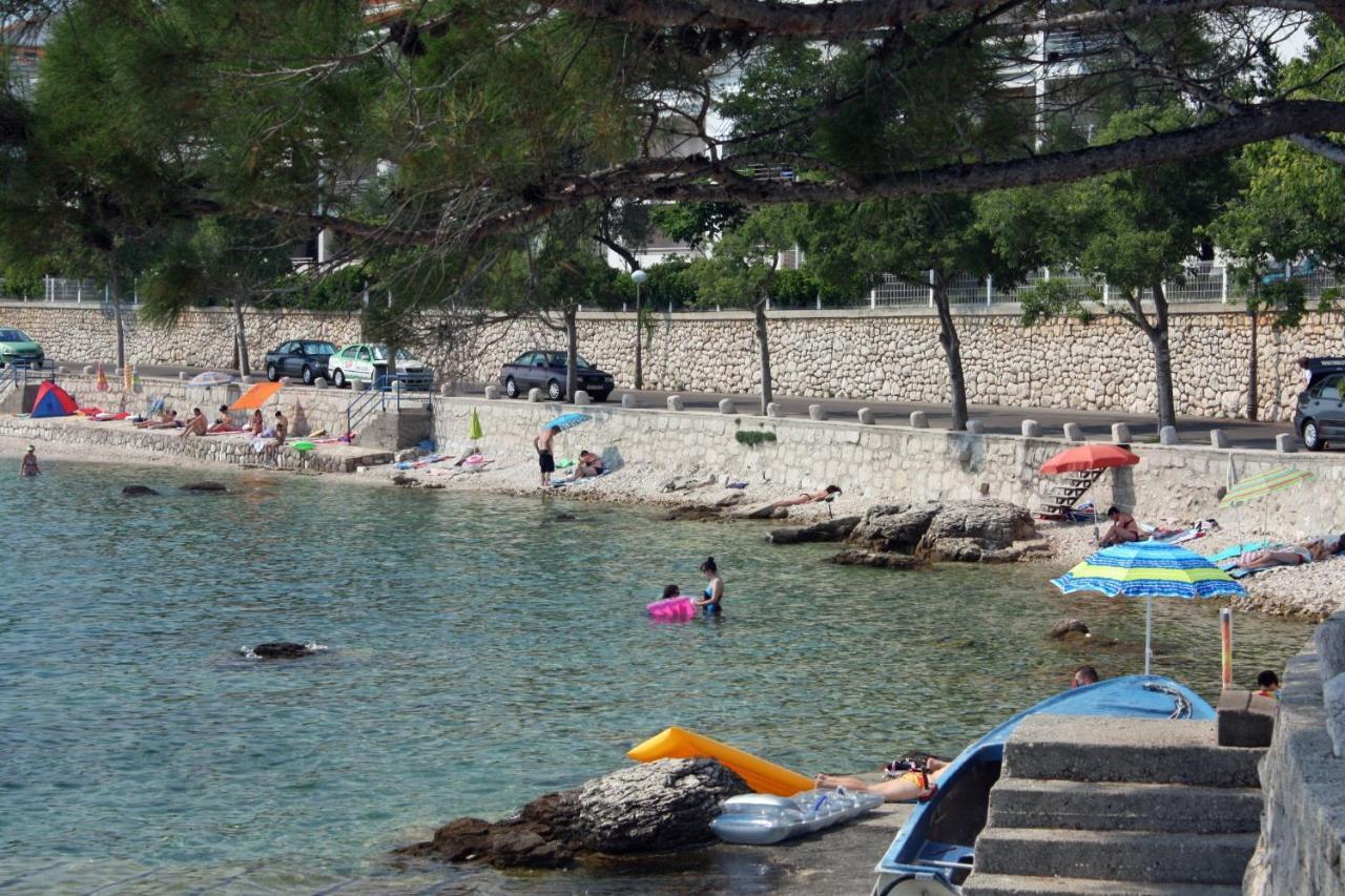 Apartments By The Sea Selce, Crikvenica - 4802 Ngoại thất bức ảnh