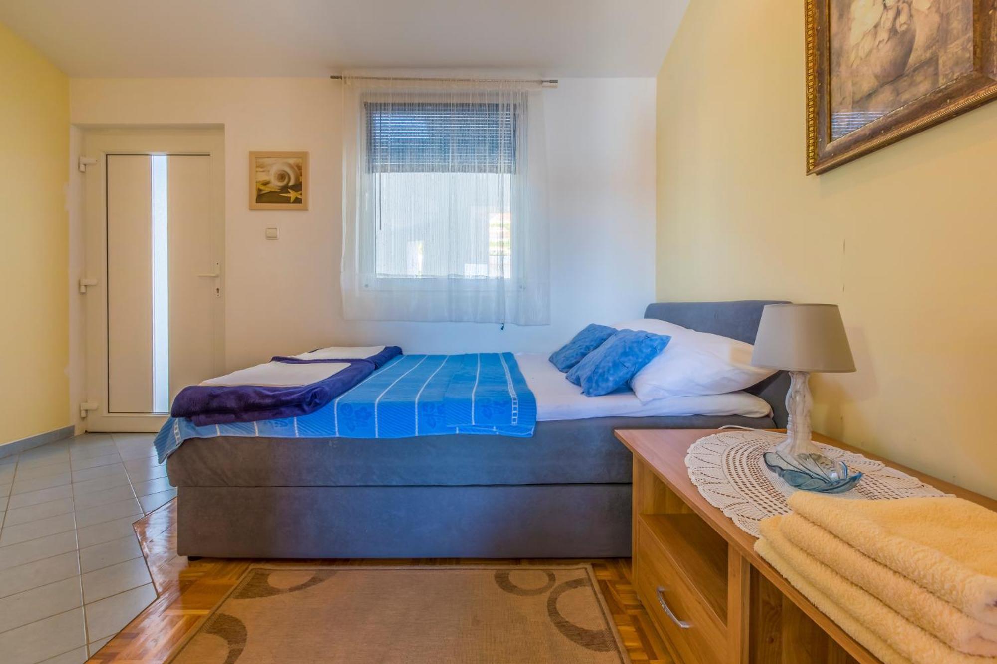 Apartments By The Sea Selce, Crikvenica - 4802 Phòng bức ảnh