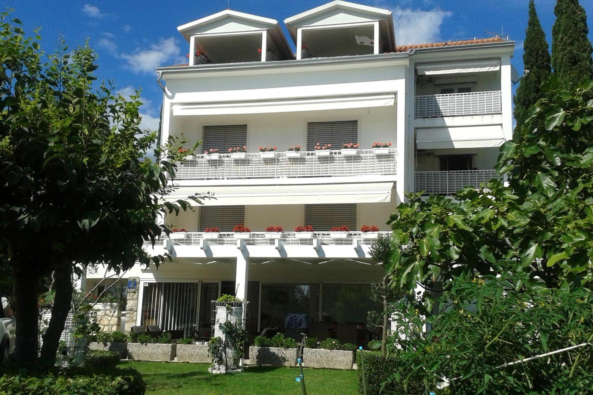 Apartments By The Sea Selce, Crikvenica - 4802 Ngoại thất bức ảnh